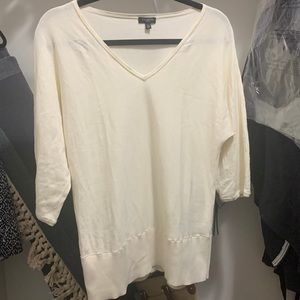 Cream 3/4 sleeve light knit sweater
